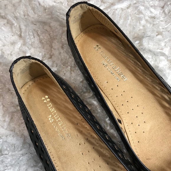 NATURALIZER- N5 COMFORT LASER CUT FLATS - Picture 7 of 10